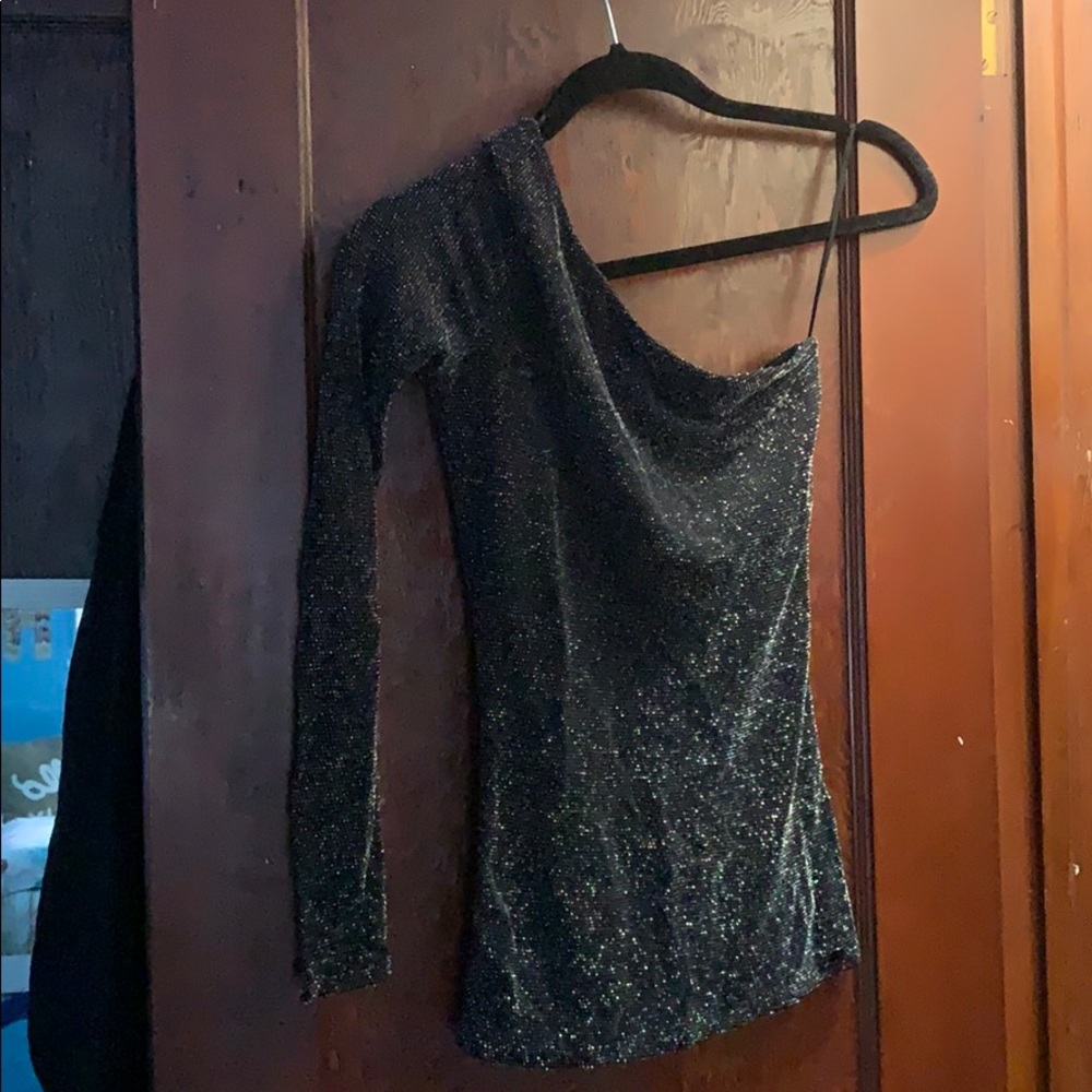 asymmetrical nighttime attire